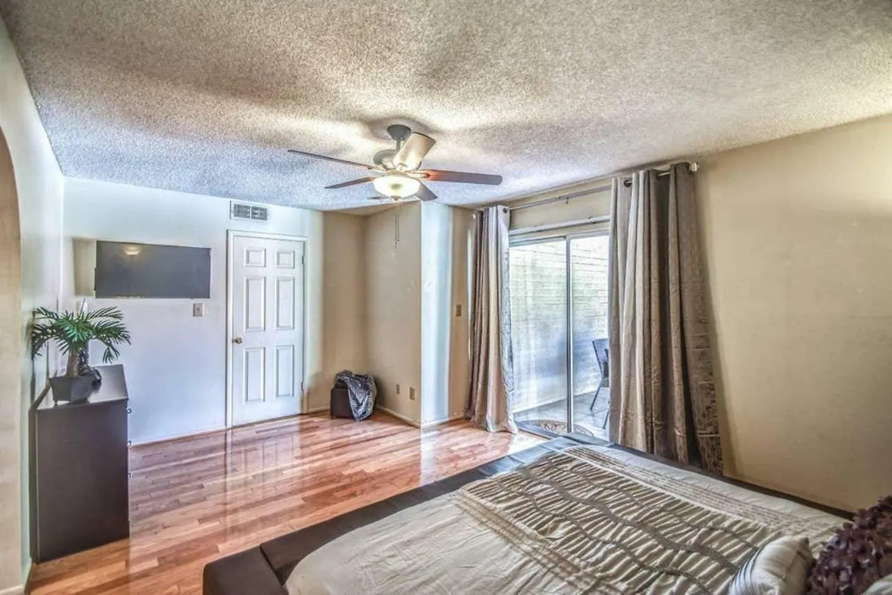 Larkspur Villa - Lovely & Entertaining Hot Tub With Pool, Resort Living! Phoenix