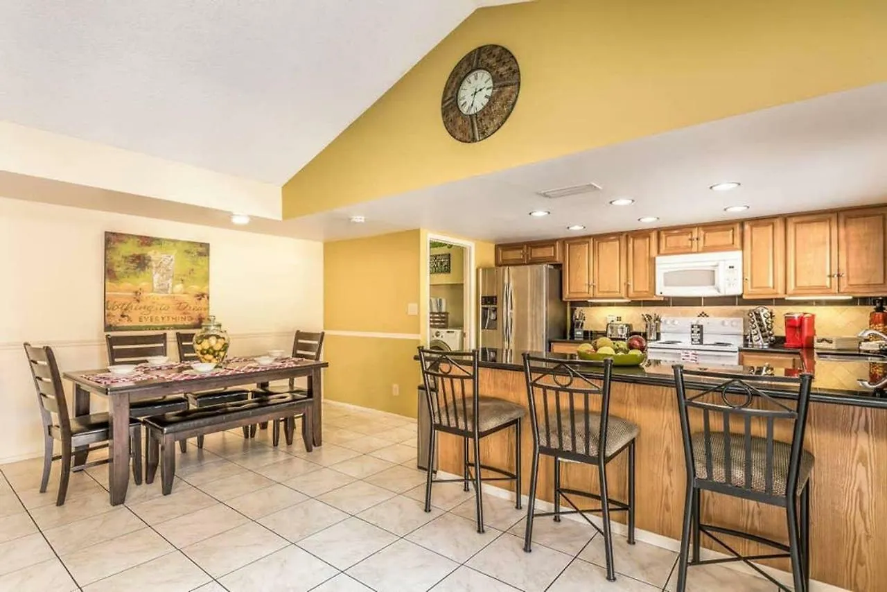 Larkspur Villa - Lovely & Entertaining Hot Tub With Pool, Resort Living! Phoenix